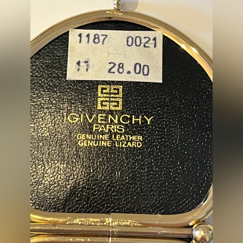 Luxury Givenchy Paris Leather Coin Pouch - Picture 6 of 13